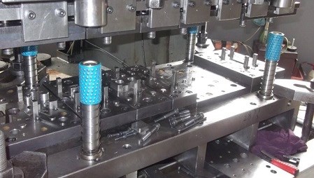 硬質(zhì)合金模具(jù)的刃磨需要考慮的因素